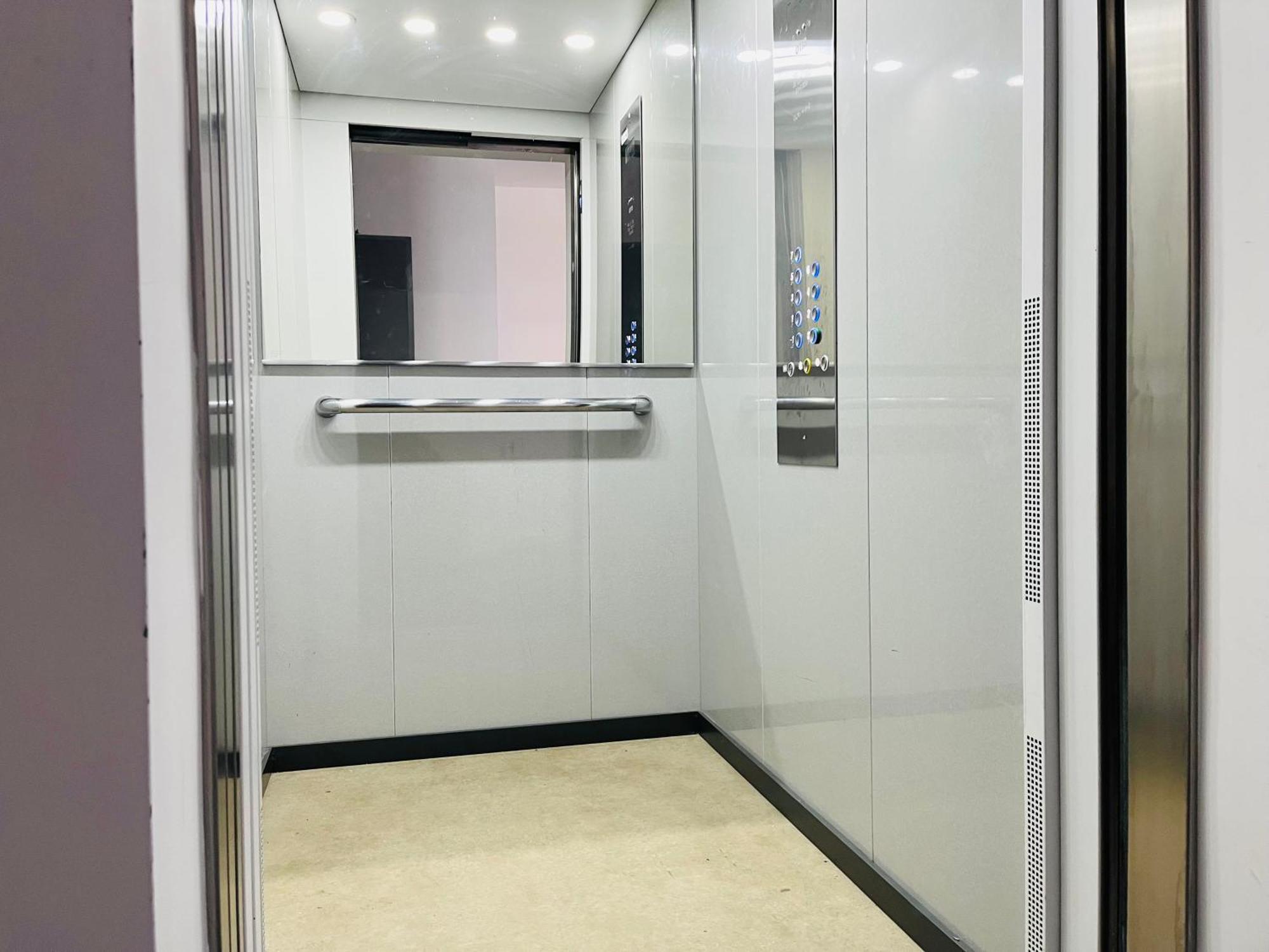 Apartman Urbanpark Тренчин Экстерьер фото