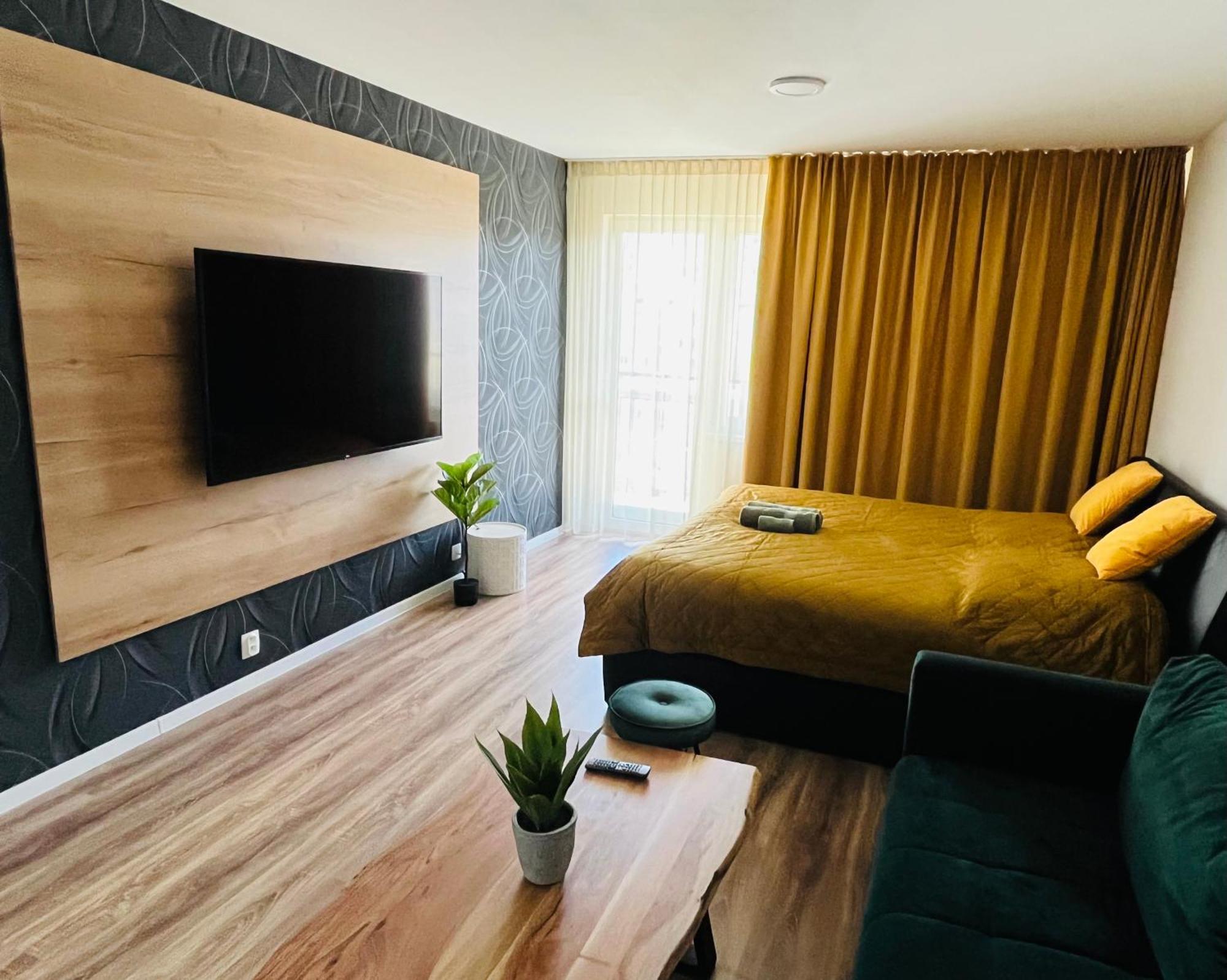 Apartman Urbanpark Тренчин Экстерьер фото